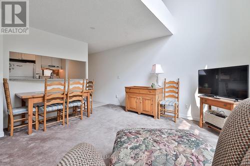 528 - 109 Front Street E, Toronto, ON 
