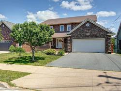 186 Freshwater Trail  Dartmouth, NS B2W 0A5