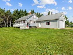 71 Morrison Lane  New London, PE C0B 1M0