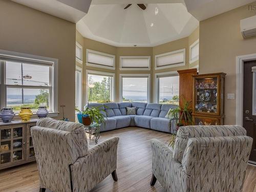 3419 358 Highway, Arlington, NS - Indoor Photo Showing Living Room