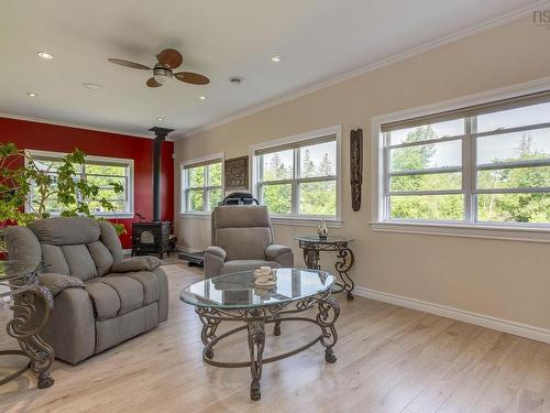 3419 358 Highway, Arlington, NS - Indoor Photo Showing Living Room