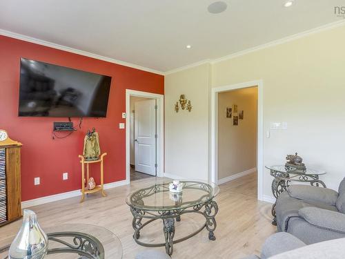 3419 358 Highway, Arlington, NS - Indoor Photo Showing Living Room