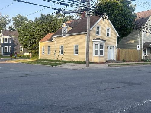 120 College Street, Antigonish, NS 
