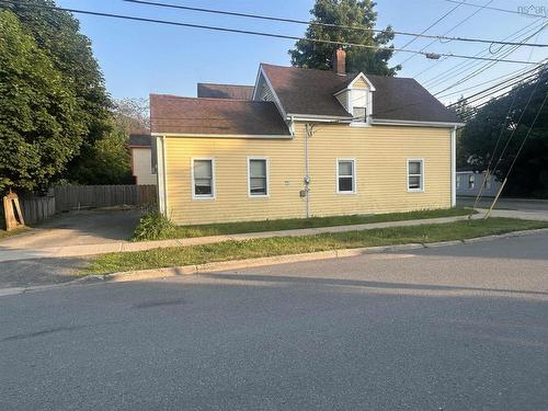 120 College Street, Antigonish, NS 