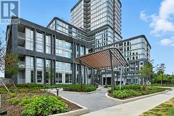 810 - 3240 WILLIAM COLTSON AVENUE  Oakville, ON L6H 0X1