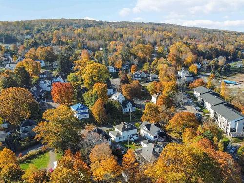 8 Orchard Road, Kentville, NS 