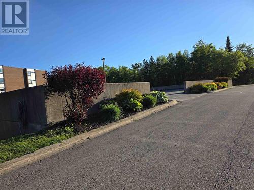 303 Macdonald Ave # 208, Sault Ste. Marie, ON - Outdoor