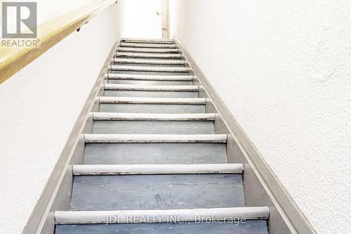 2Nd Floor - 1954 Danforth Avenue, Toronto, ON 