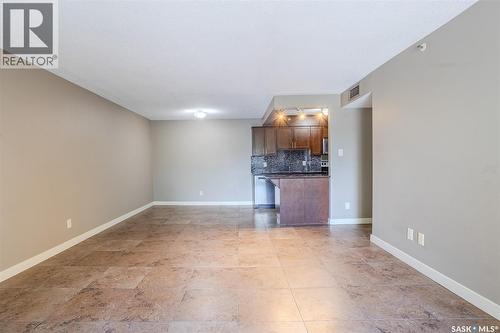 408 320 5Th Avenue N, Saskatoon, SK - Indoor Photo Showing Other Room
