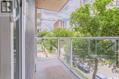 408 320 5Th Avenue N, Saskatoon, SK - Outdoor