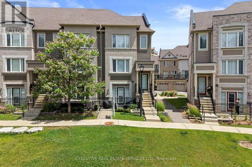 95 - 1 BECKENROSE COURT  Brampton, ON L6Y 6G2