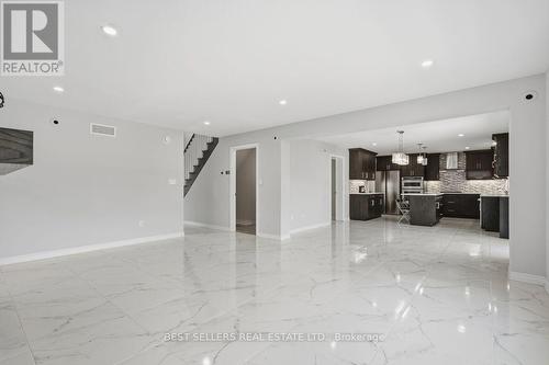 22 Weir Crescent, St. Thomas, ON 