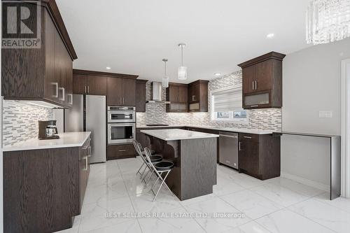 22 Weir Crescent, St. Thomas, ON 