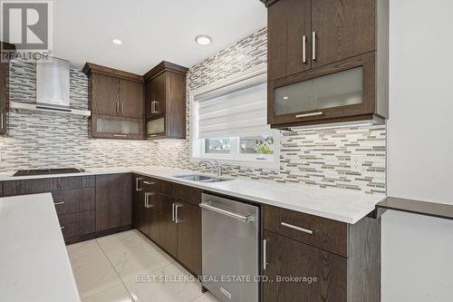 22 Weir Crescent, St. Thomas, ON 