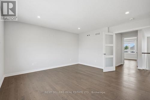 22 Weir Crescent, St. Thomas, ON 