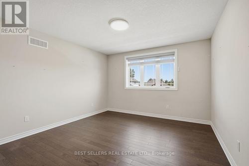 22 Weir Crescent, St. Thomas, ON 