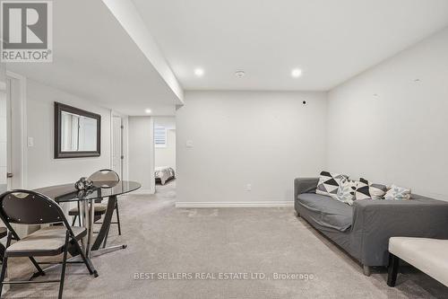 22 Weir Crescent, St. Thomas, ON 