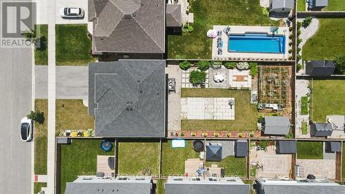 22 Weir Crescent, St. Thomas, ON 