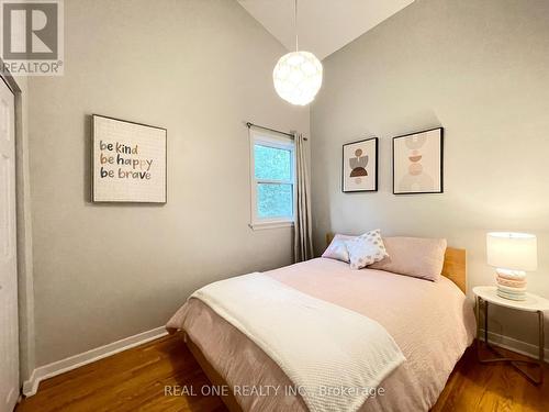 290 Westcourt Place, Waterloo, ON 