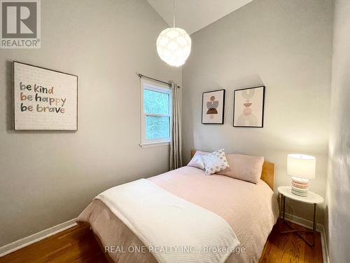 290 Westcourt Place, Waterloo, ON 