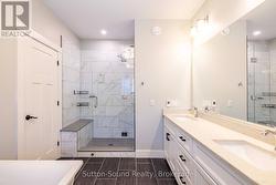 Custom Shower - Primary Ensuite - 