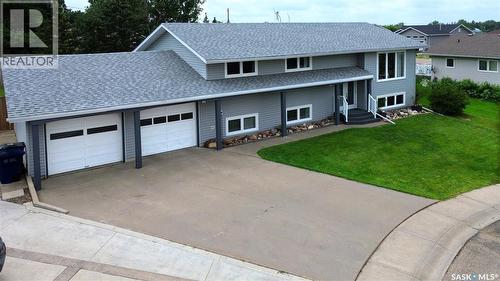 5 Shaw Place, Assiniboia, SK 