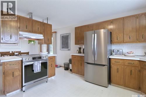 5 Shaw Place, Assiniboia, SK 