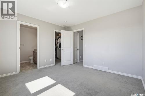 527 Pringle Crescent, Saskatoon, SK 