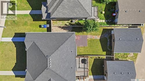 527 Pringle Crescent, Saskatoon, SK 