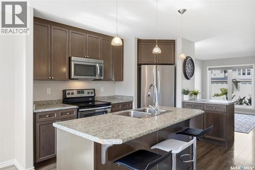 527 Pringle Crescent, Saskatoon, SK 