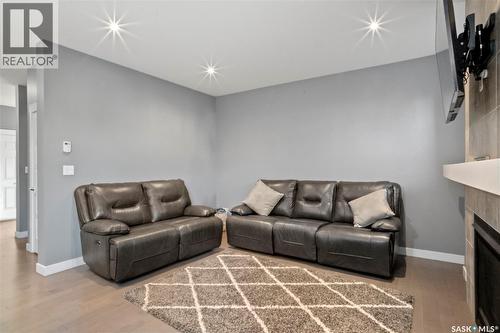 5433 Green Alder Way E, Regina, SK 