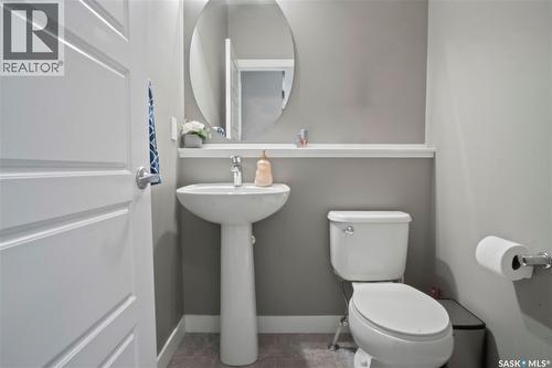 5433 Green Alder Way E, Regina, SK 