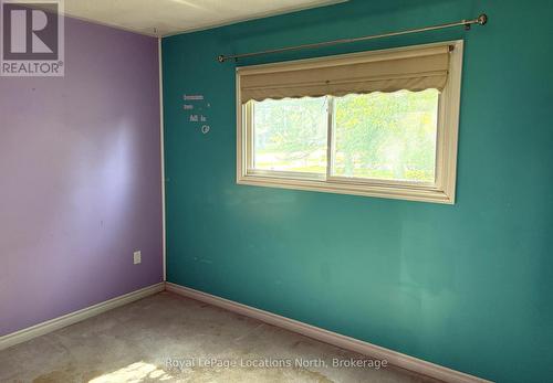 2 Lynn Street, Tiny (Perkinsfield), ON 