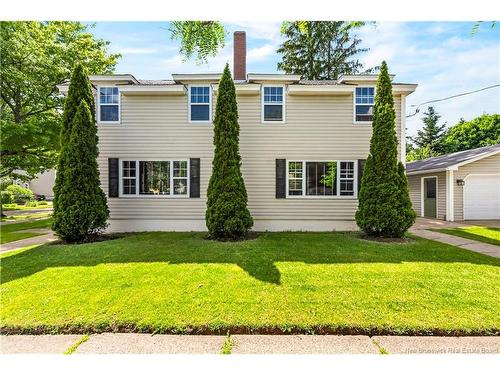 68-70 Arlington Dr, Moncton, NB 