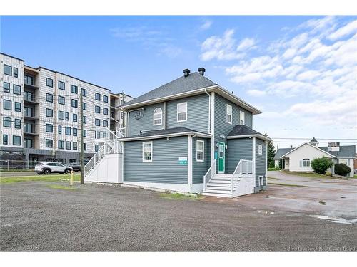 100 Champlain St, Dieppe, NB 