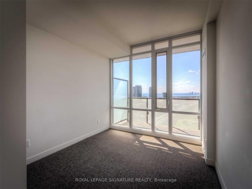 2712-170 Fort York Boulevard, Toronto, ON - Indoor Photo Showing Other Room