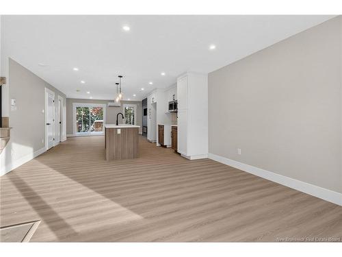 186 Des Eleves St, Dieppe, NB 