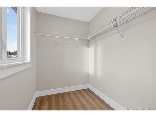 186 Des Eleves St, Dieppe, NB 