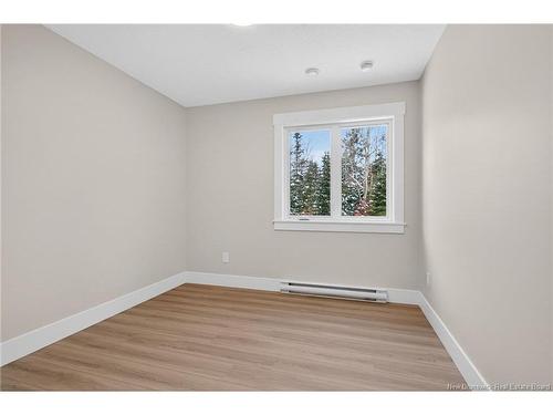 186 Des Eleves St, Dieppe, NB 