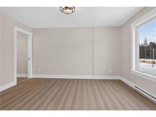 184 Des Eleves St, Dieppe, NB 