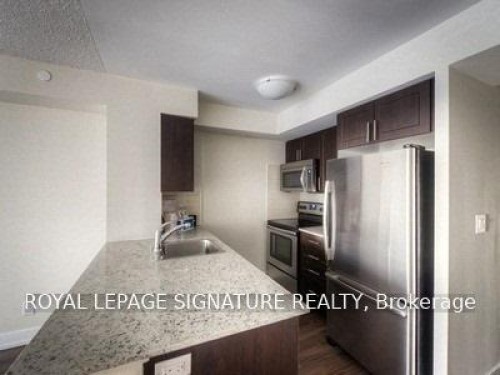 821-2 Eva Road, Toronto, ON - Indoor Photo Showing Kitchen