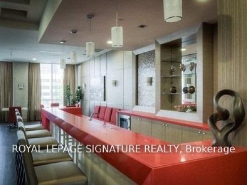 821-2 Eva Road, Toronto, ON - Indoor Photo Showing Other Room