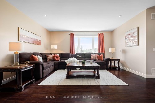 334409 7Th Line, Amaranth, ON - Indoor Photo Showing Living Room