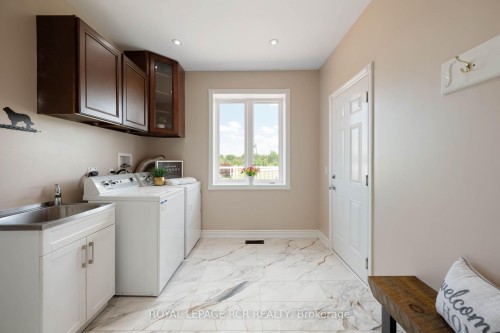 334409 7Th Line, Amaranth, ON - Indoor Photo Showing Laundry Room