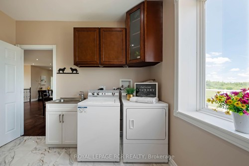 334409 7Th Line, Amaranth, ON - Indoor Photo Showing Laundry Room