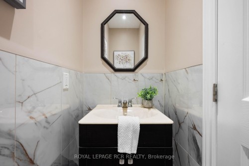 334409 7Th Line, Amaranth, ON - Indoor Photo Showing Bathroom