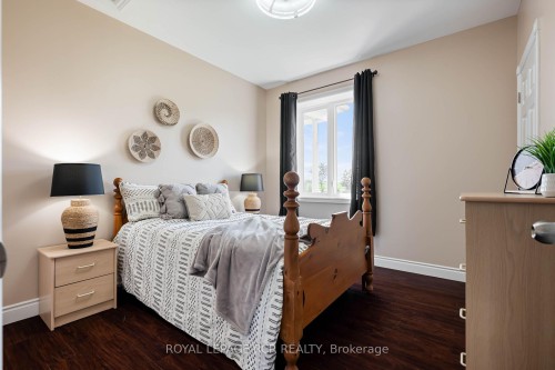 334409 7Th Line, Amaranth, ON - Indoor Photo Showing Bedroom