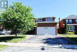 1213 ROSETHORNE ROAD  Oakville, ON L6M 1H5