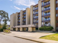 #213-1745 Leighton Rd Victoria, BC V8R 6R6