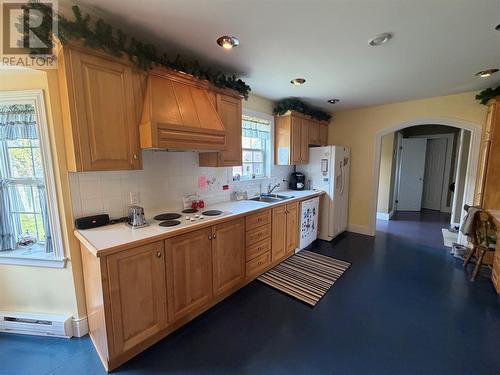 9 Brook Road, Bay Roberts, NL - Indoor Photo Showing Kitchen